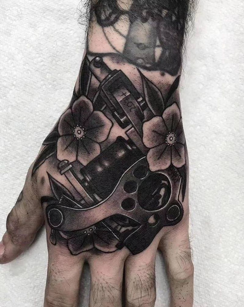 纹身机纹身图片_手部纹身图案