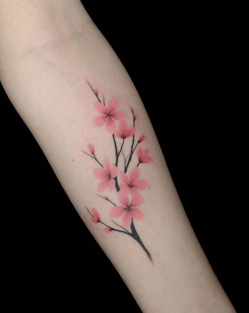 花纹身图片_手臂纹身图案