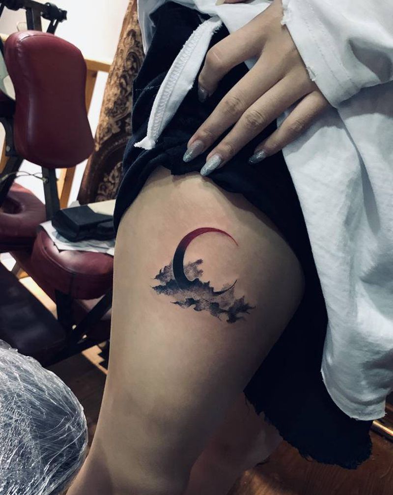 血月纹身图片_腿部纹身图案