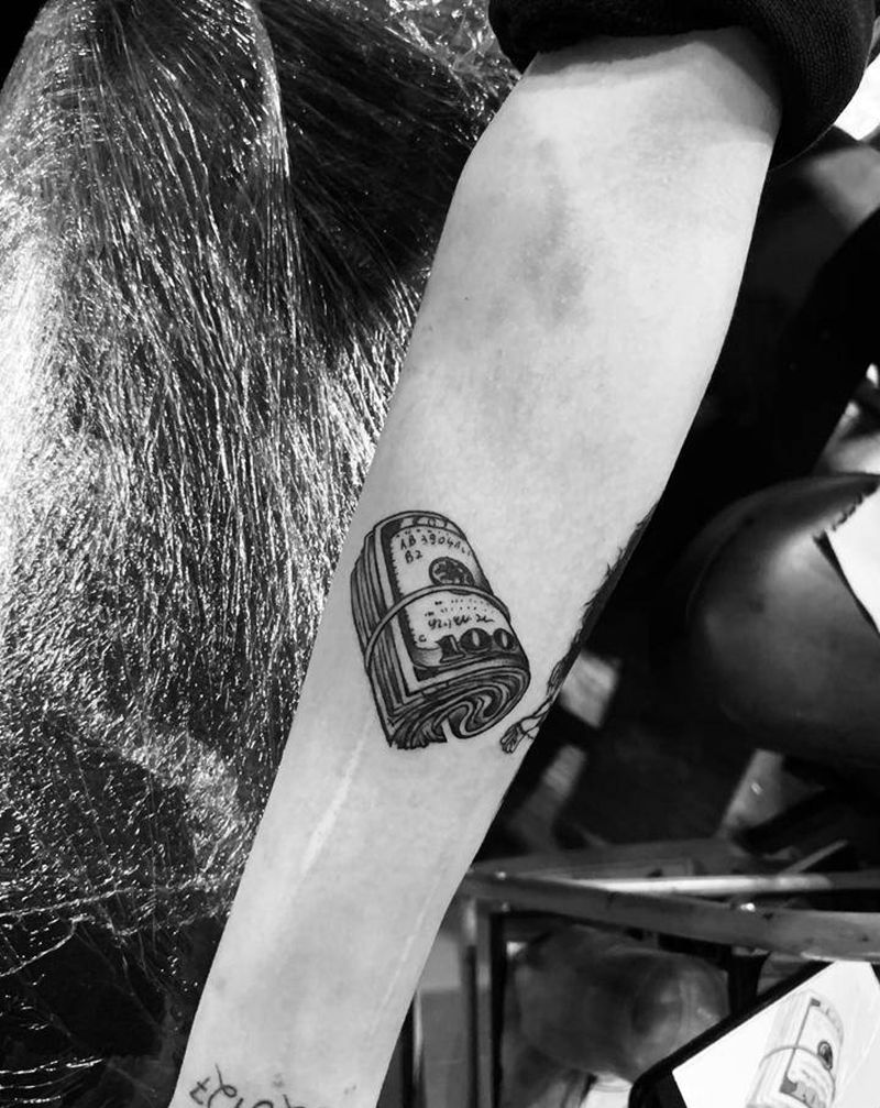 美金纹身图片_手臂纹身图案