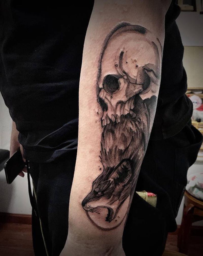 暗黑骷髅和老鼠纹身图片_手部欧美写实点刺骷髅头狐狸老鼠纹身图案