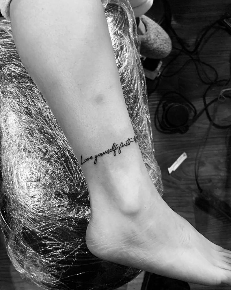 小图纹身图片_腿部纹身图案