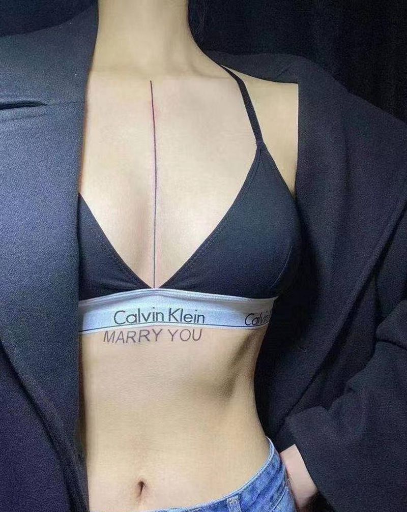 死亡射线纹身图片_胸部纹身图案