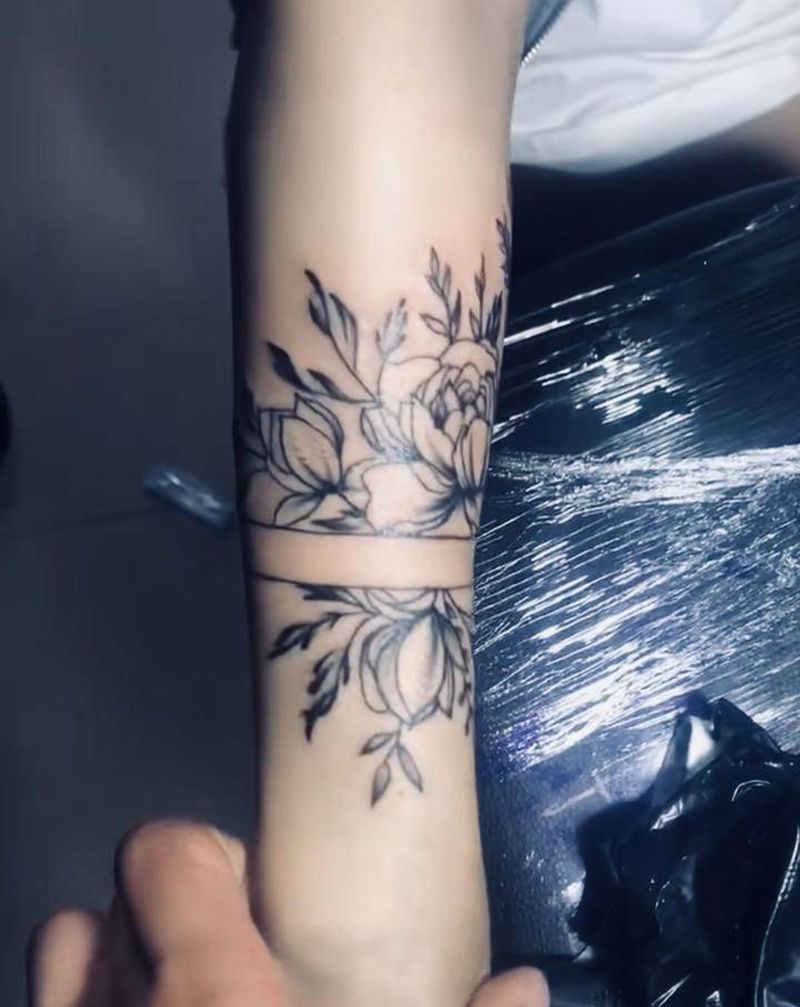 素花纹身图片_手臂纹身图案