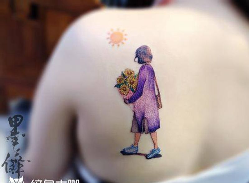 肩胛tattoo纹身图片_肩部纹身图案