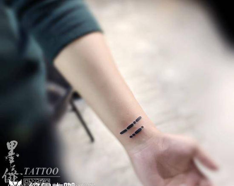 摩斯密码tattoo纹身图片_手部纹身图案