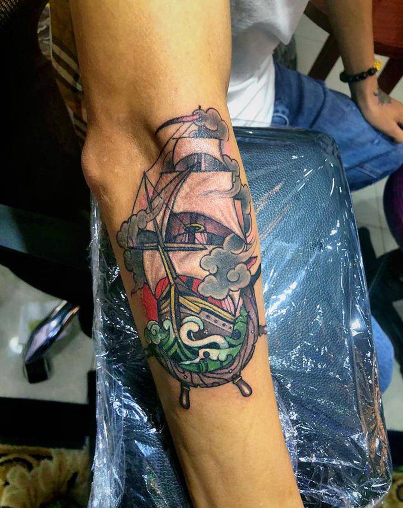 两个遮盖疤痕纹身图片_手臂遮盖疤痕纹身图案