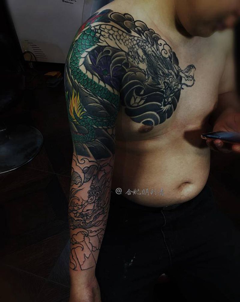 修改加接花臂纹身图片_手臂臀部新传统老传统纹身图案