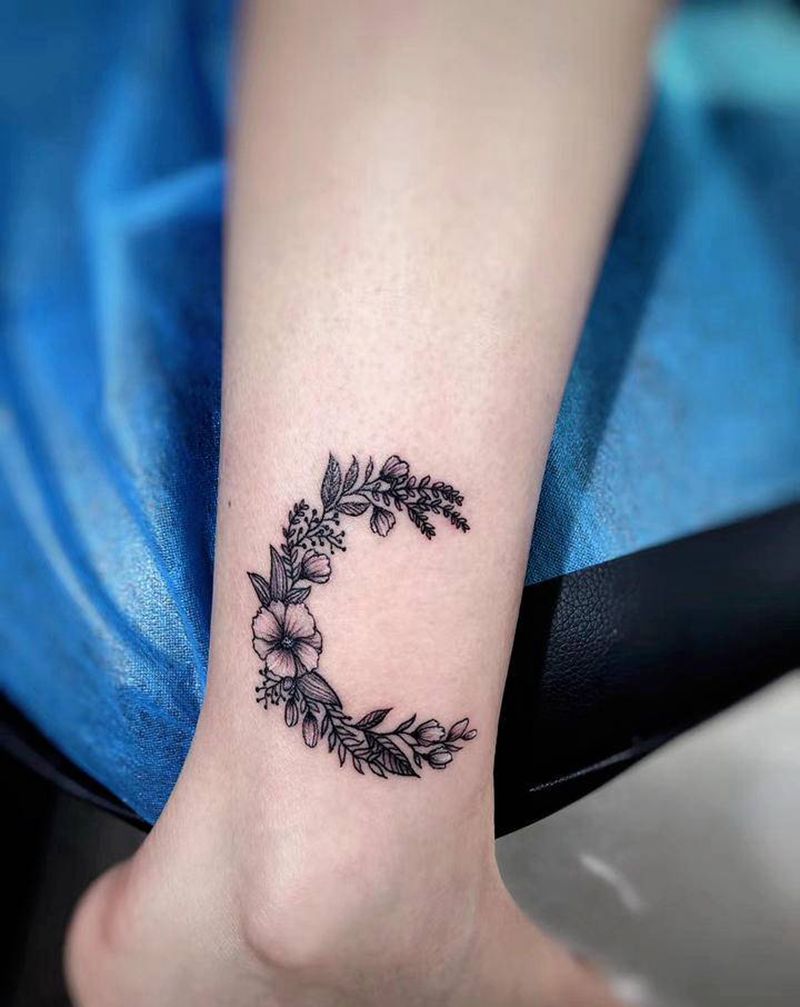 小图纹身图片_脚部腿部纹身图案