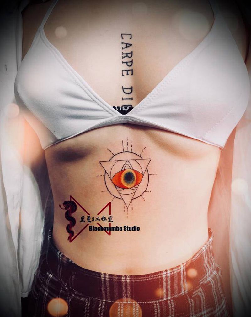 徒弟处女座纹身图片_腹部New School眼睛纹身图案