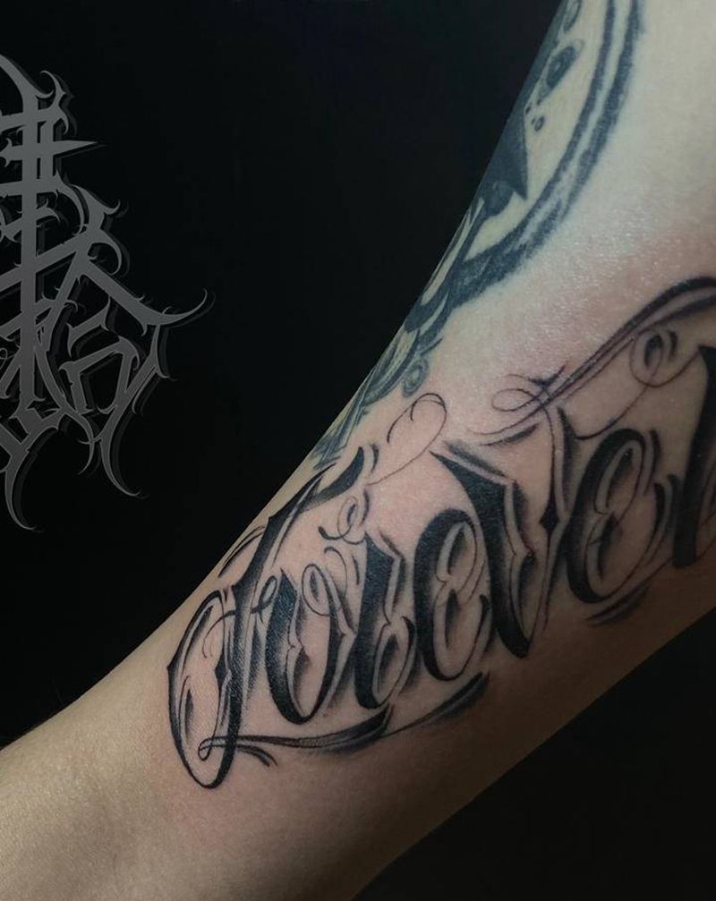 花体字纹身图片_手臂花体字纹身图案