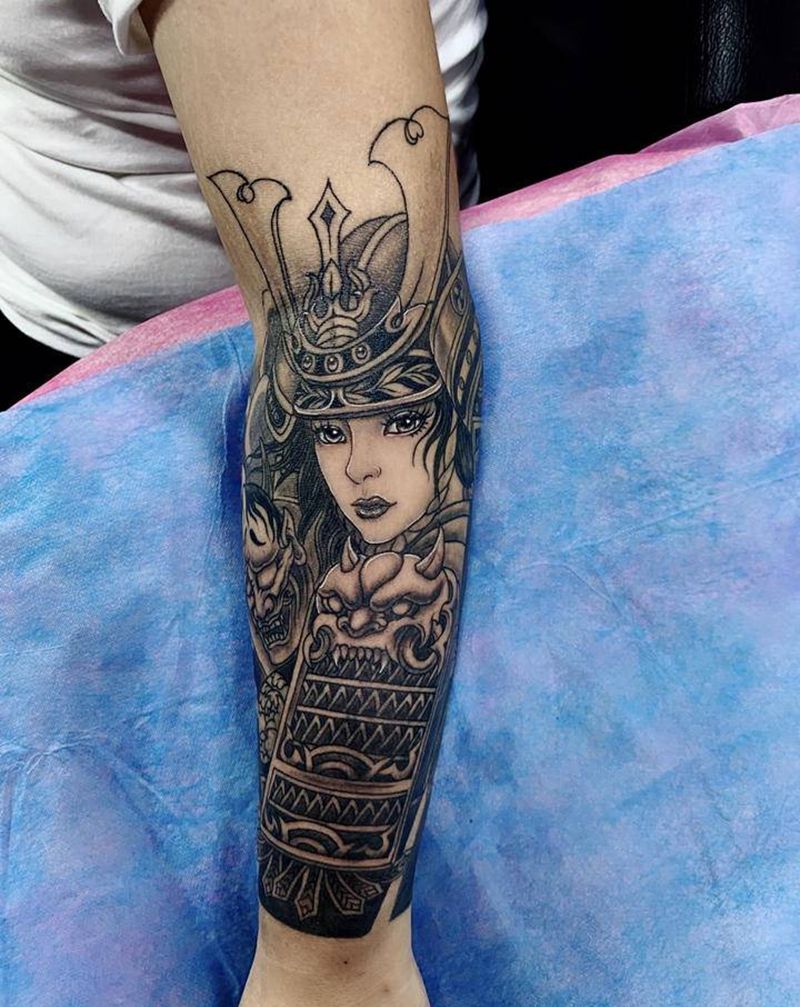 女武士纹身图片_手臂新传统艺妓女武士纹身图案