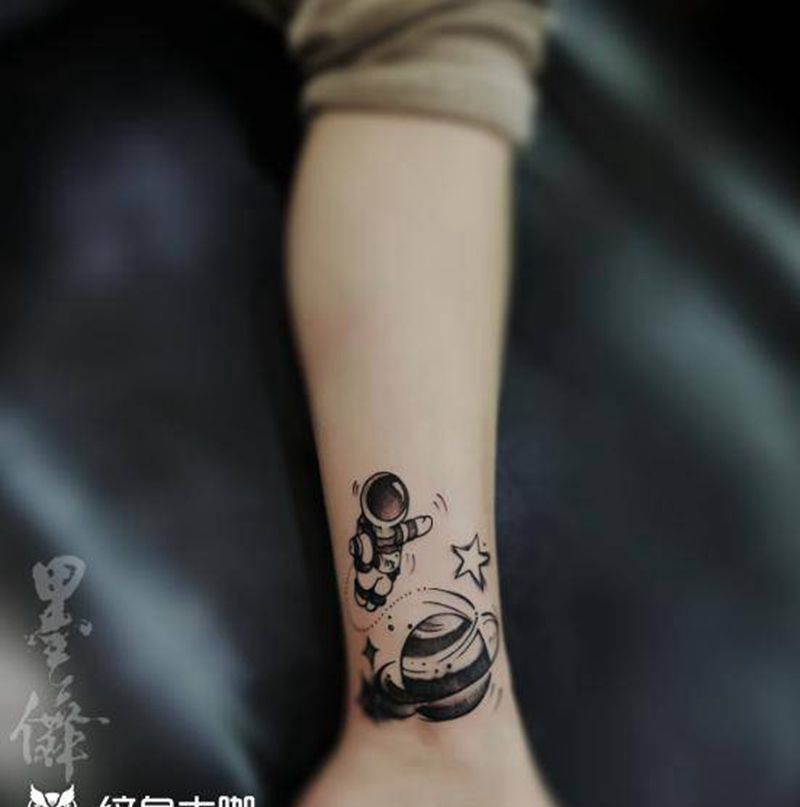 覆盖tattoo纹身图片_脚部纹身图案