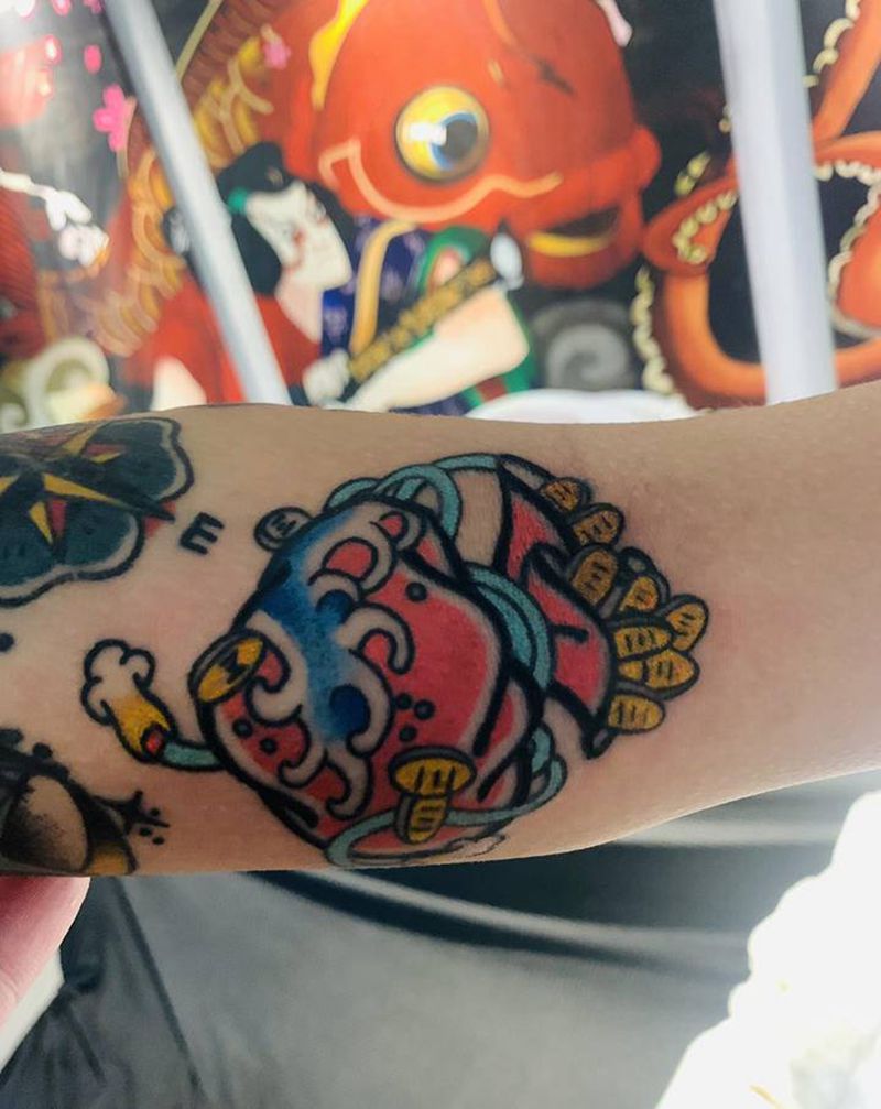 小清新福袋，生日纹身图片_手臂手部新传统水彩纹身图案