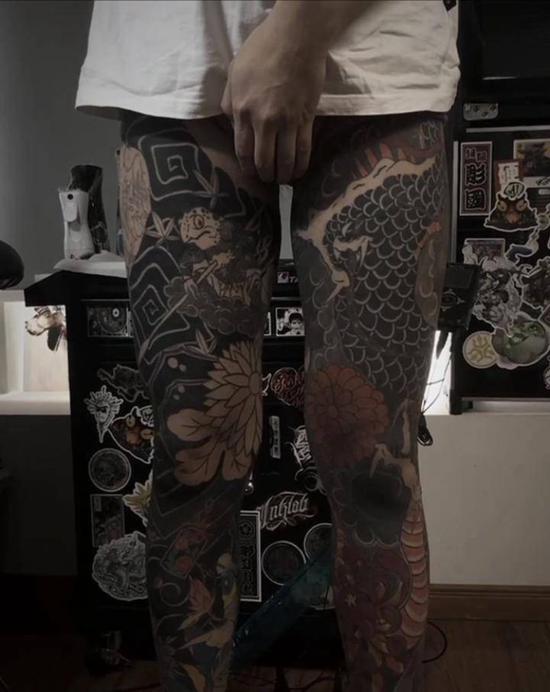 进度纹身图片_腿部老传统新传统纹身图案
