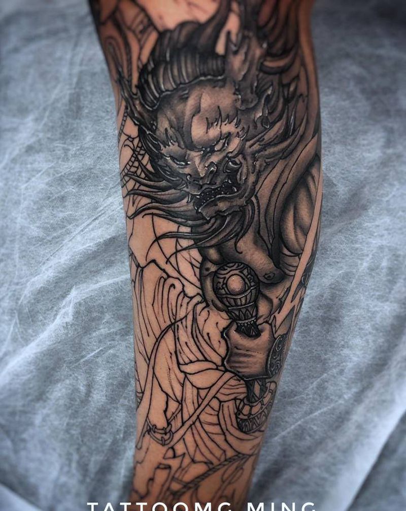 雷神纹身图片_腿部新传统纹身图案