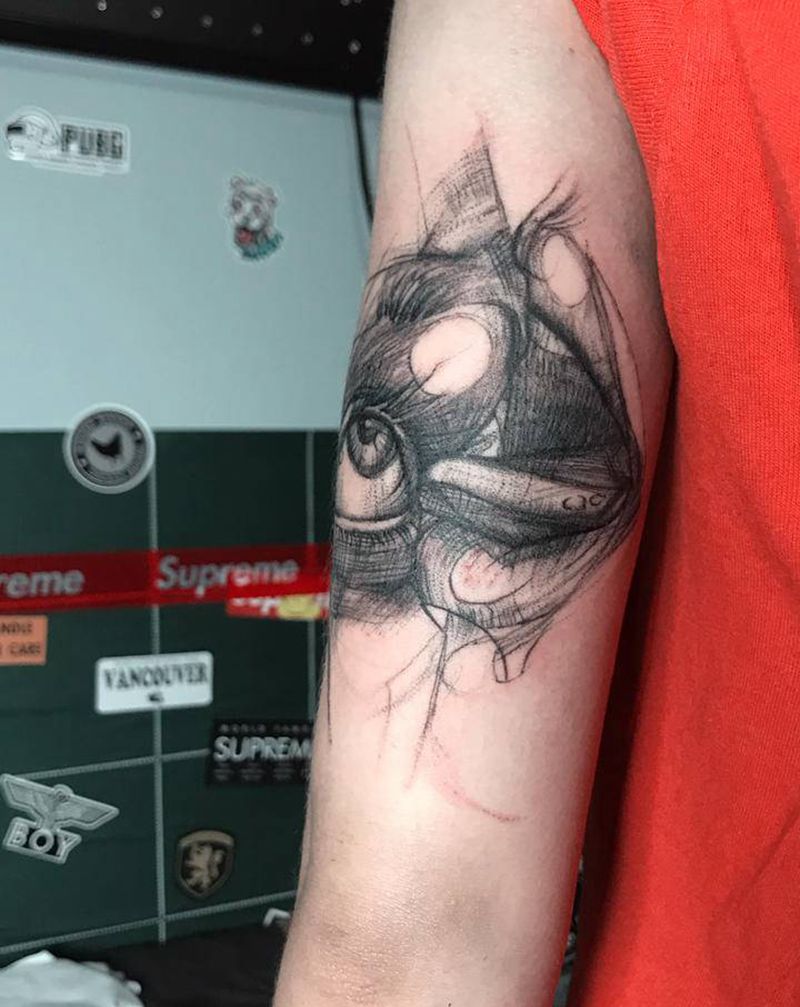 热恋中的情侣纹身图片_手部凌乱线条纹身图案