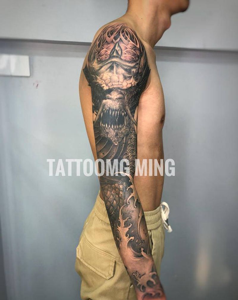 龙,跨时大半年纹身图片_手臂新传统纹身图案