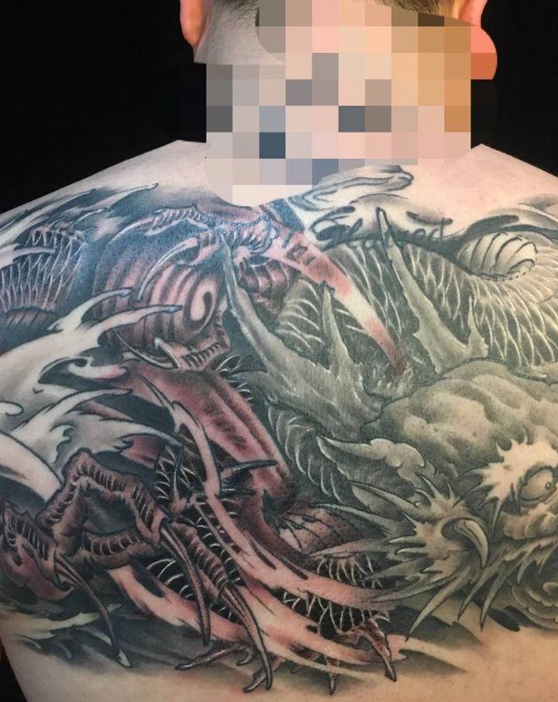 龙纹身图片_背部新传统龙纹身图案