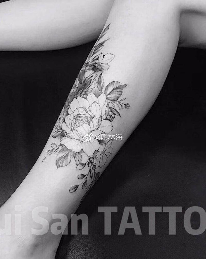 遮盖疤痕纹身图片_腿部脚部点刺几何清新纹身图案