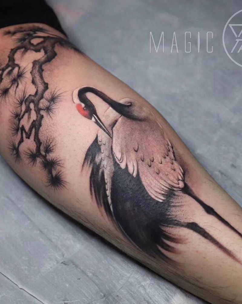 仙鹤延年纹身图片_腿部水墨仙鹤中国风纹身图案