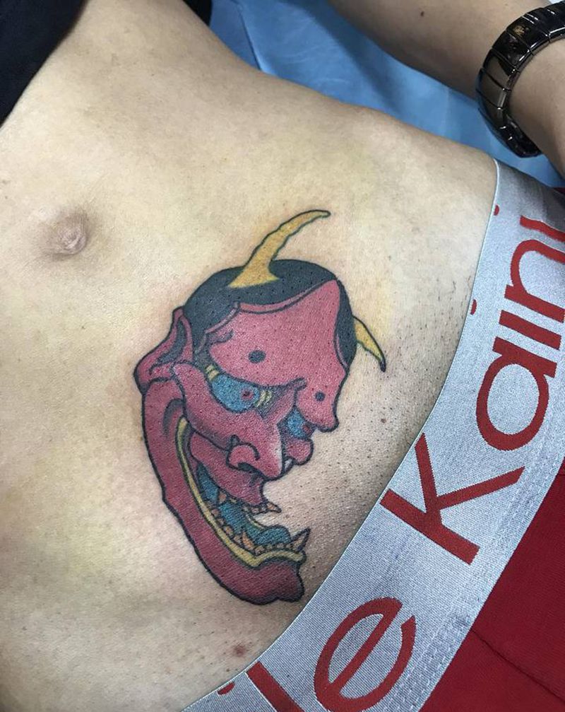 般若纹身图片_腹部Old School纹身图案