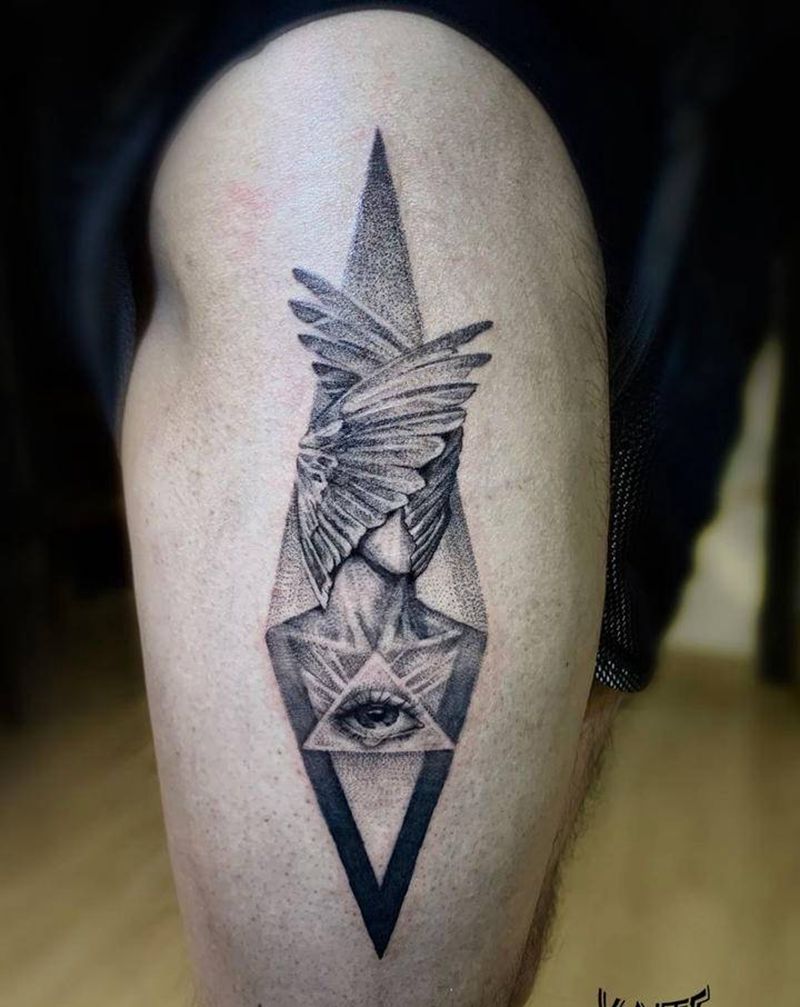 眼睛纹身图片_腿部点刺欧美写实纹身图案