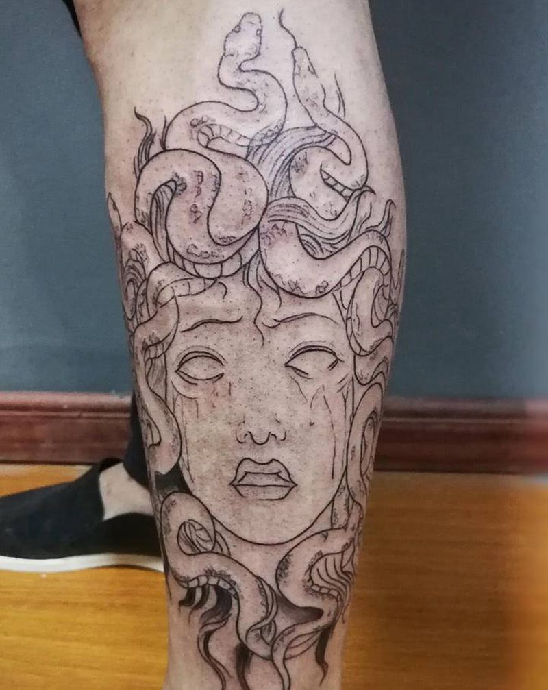 美杜莎 未完纹身图片_腿部纹身图案