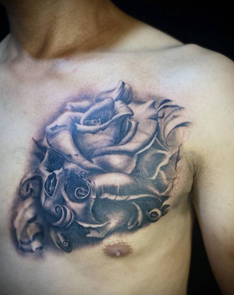 遮盖作品纹身图片_胸部欧美写实玫瑰花骷髅写实纹身图案