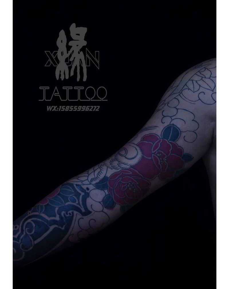 日式花臂局部纹身图片_手臂老传统纹身图案
