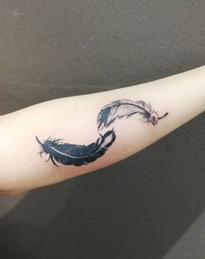 遮盖 羽毛纹身图片_手臂遮盖纹身图案