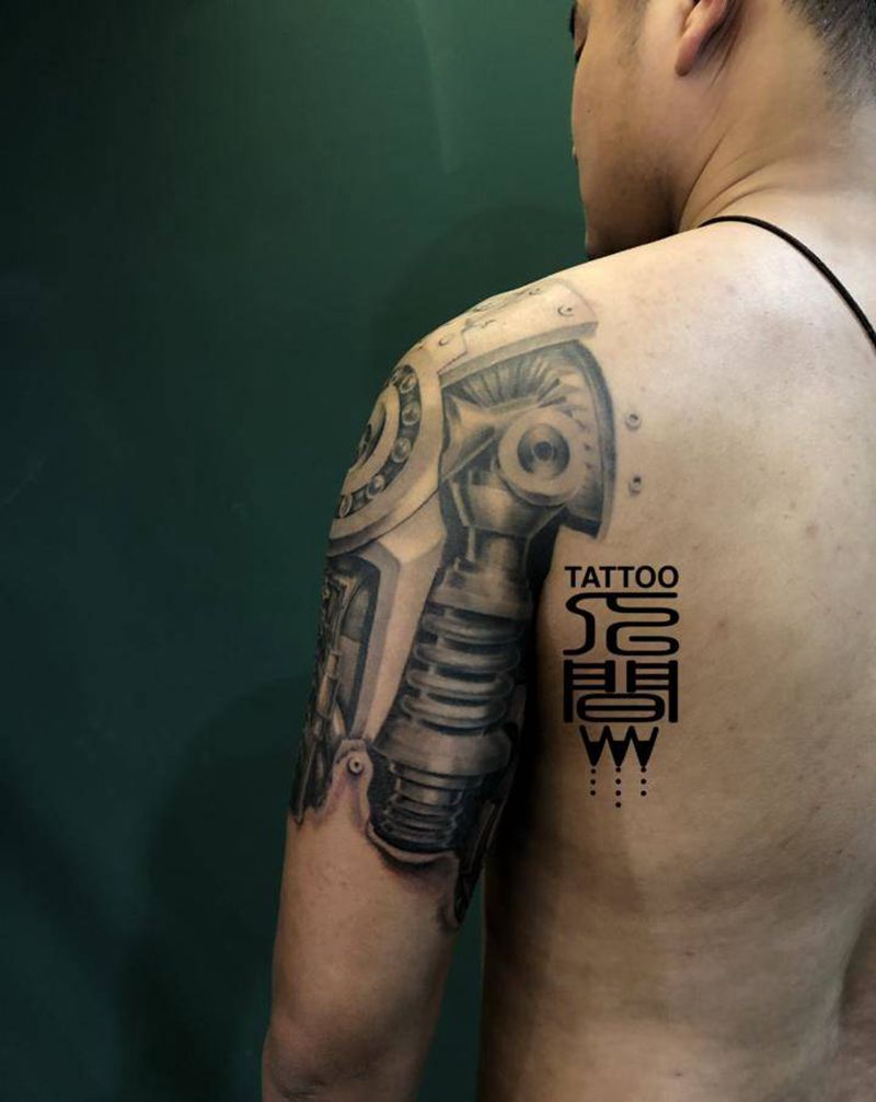 工业朋克机械臂纹身图片_肩部手臂欧美写实纹身图案