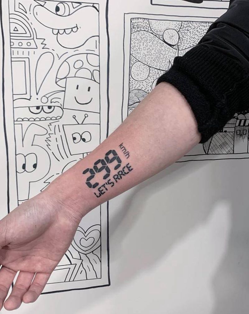 299km/h纹身图片_手臂纹身图案