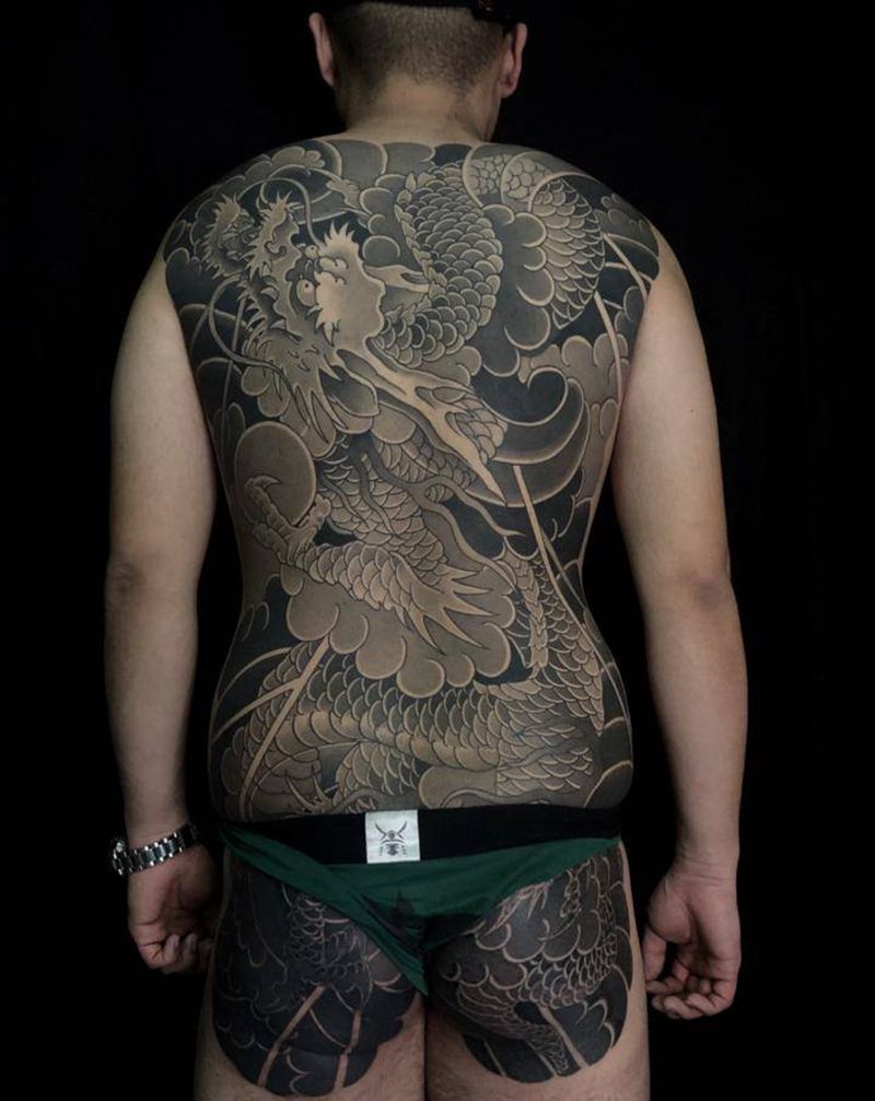 老传统满背.纹身图片_背部老传统纹身图案