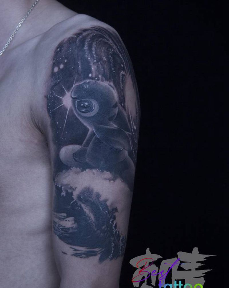 星际宝贝纹身图片_手部欧美写实星际宝贝水浪星空纹身图案