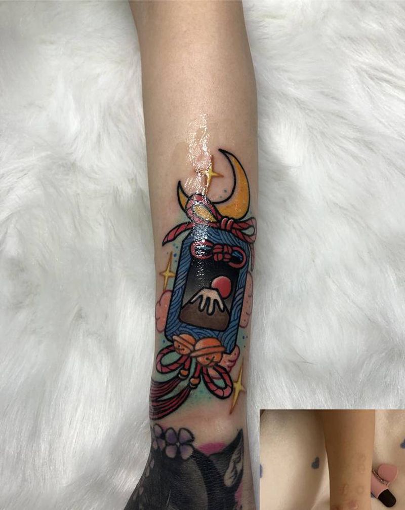 御守遮盖疤痕纹身图片_手臂水彩老传统纹身图案