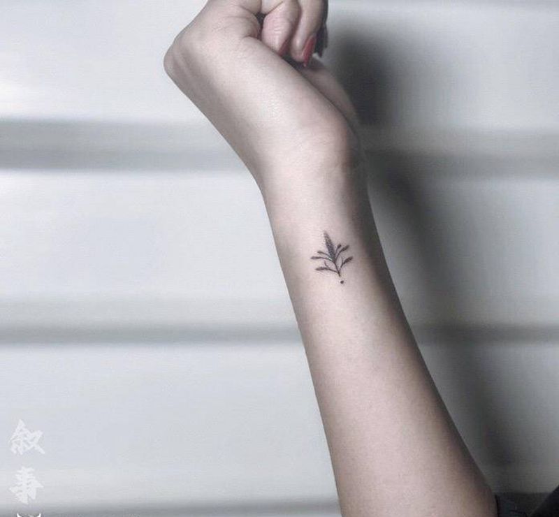 小清新纹身纹身图片_手部清新 可爱纹身图案