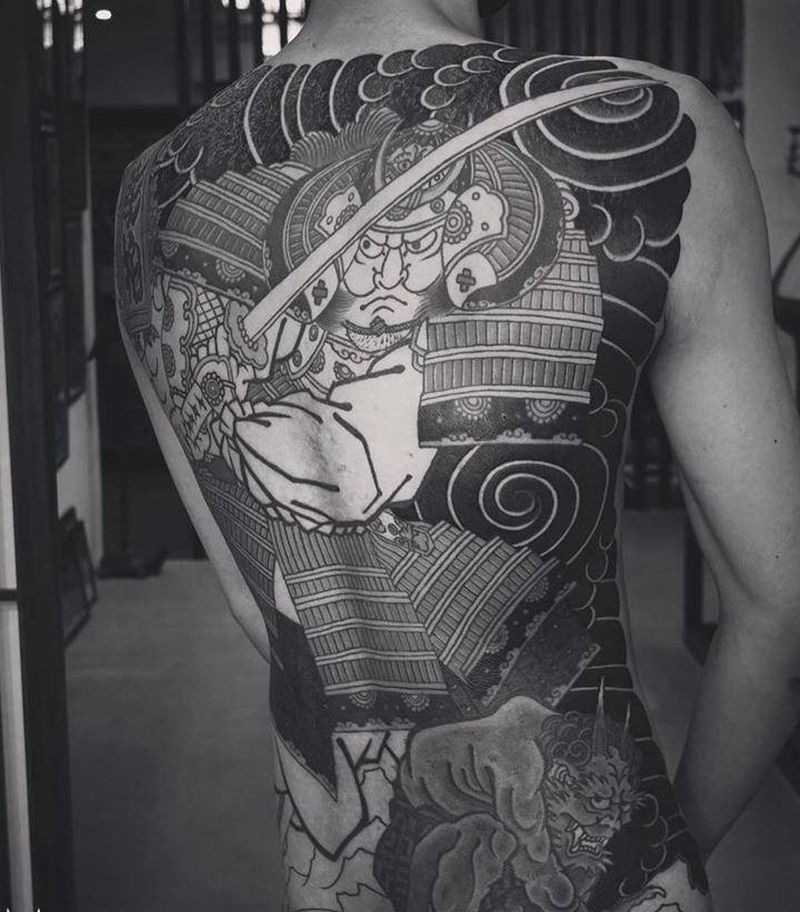 长平信义斩鬼纹身图片_背部老传统纹身图案