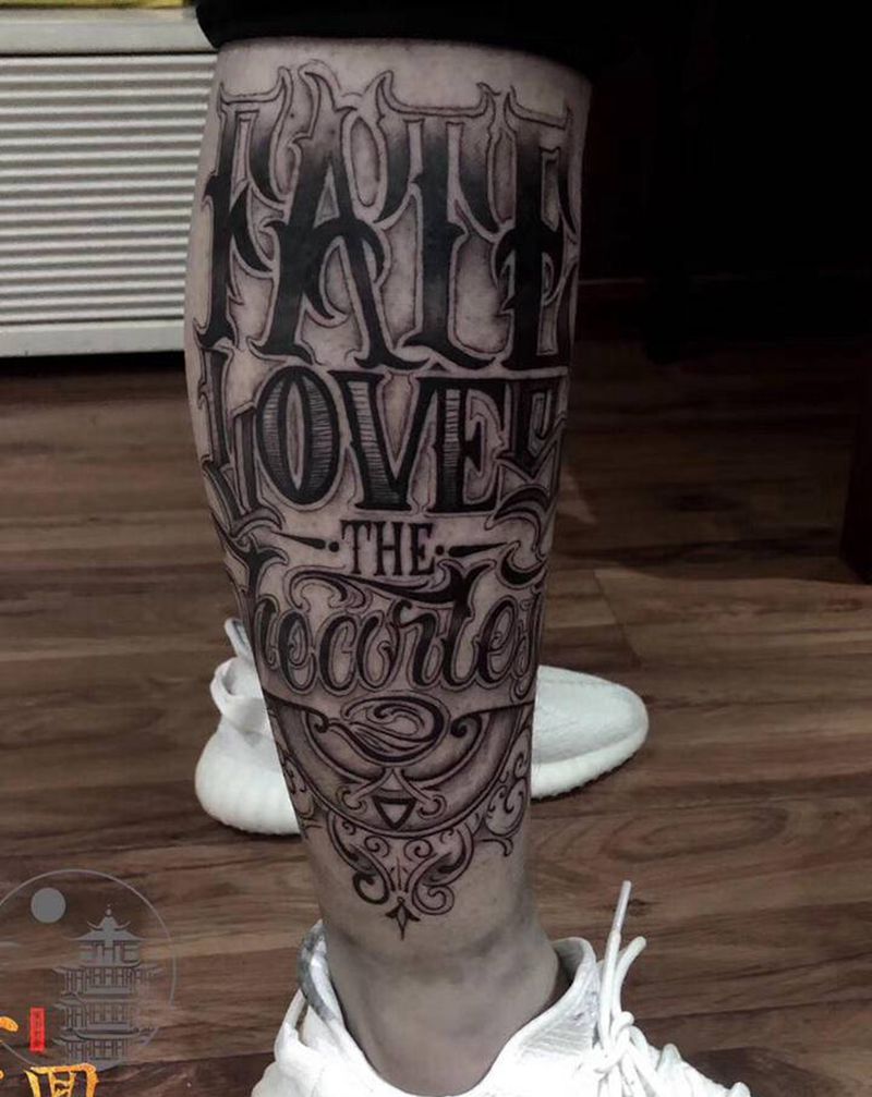 花体字纹身图片_腿部花体字纹身图案