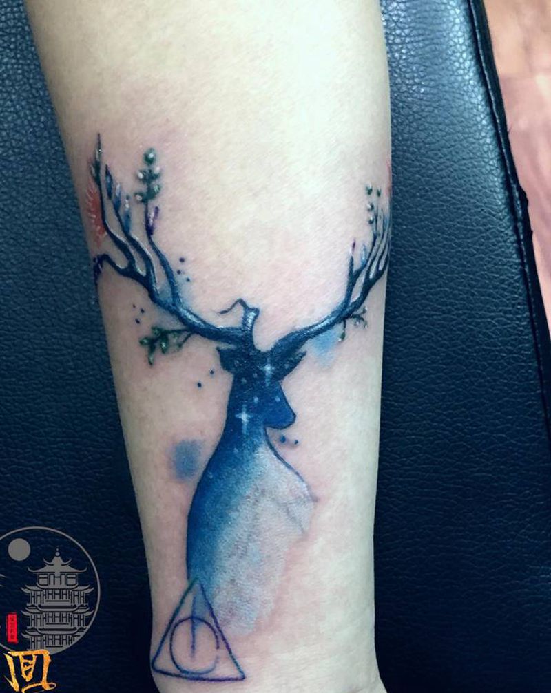 遮盖-小鹿纹身图片_手臂水彩纹身图案