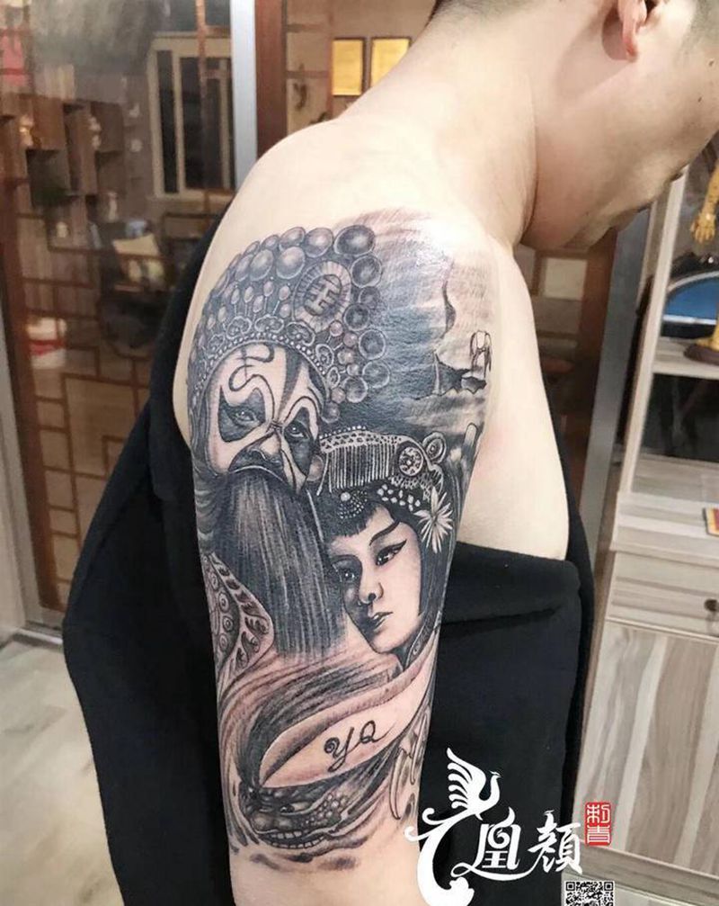 霸王别姬纹身图片_肩部欧美写实纹身图案