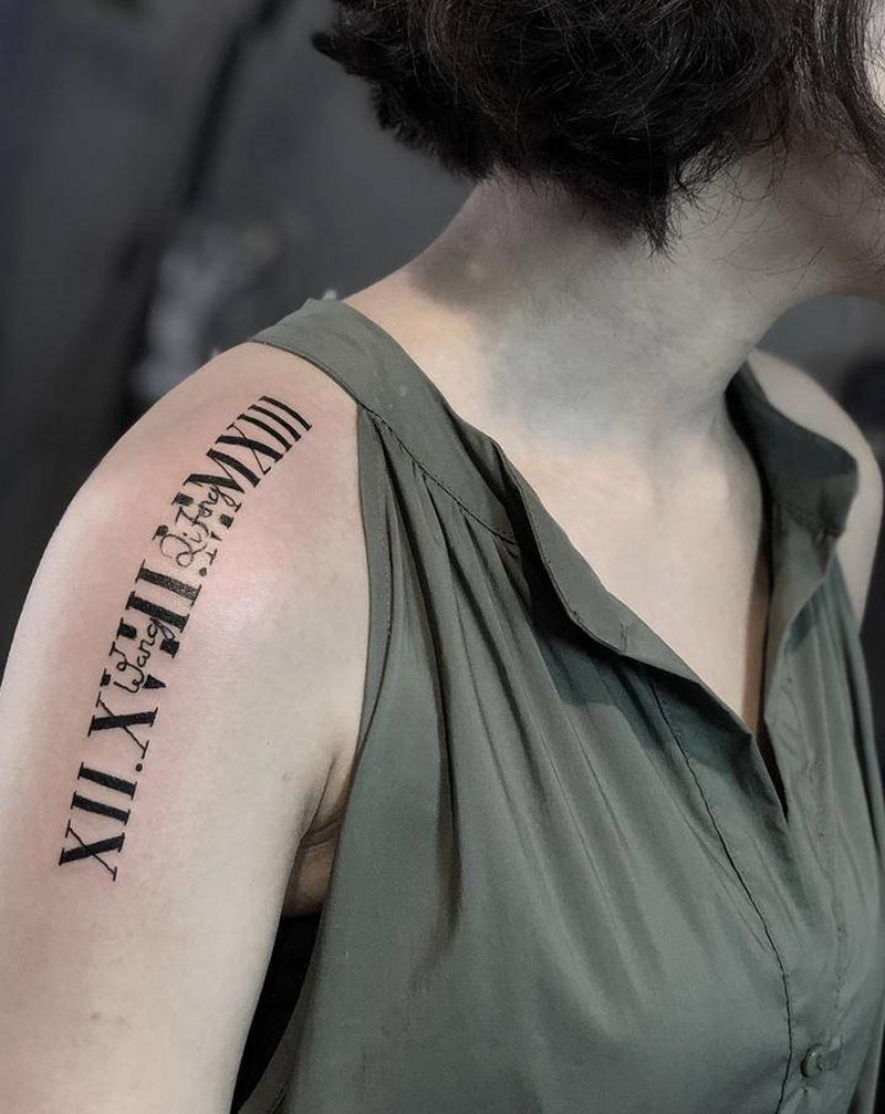 罗马字纹身图片_肩部纹身图案