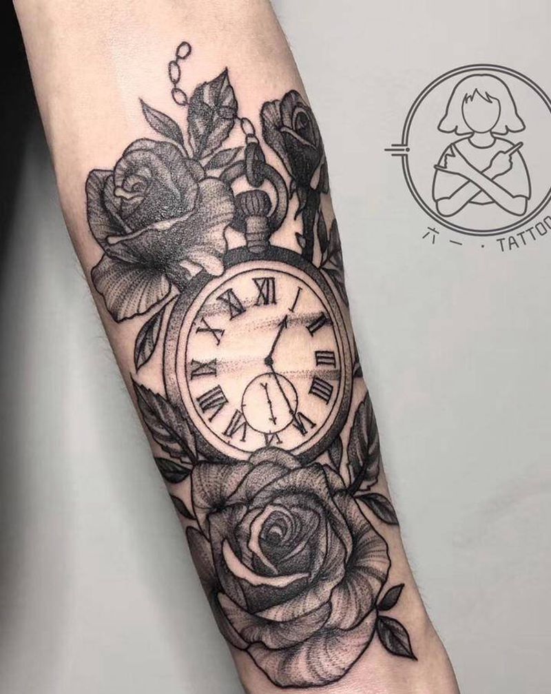 时钟玫瑰纹身图片_手臂纹身图案