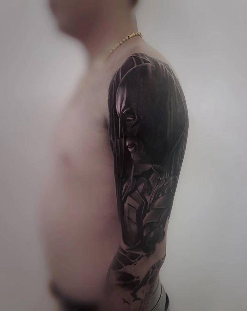 蝙蝠侠完美遮盖纹身图片_手臂欧美写实纹身图案