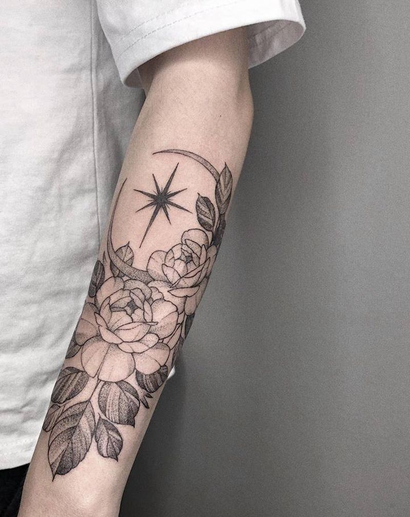 素花纹身图片_手臂点刺纹身图案