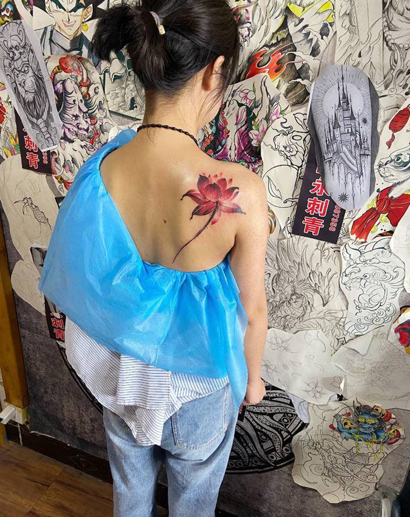 莲花纹身图片_水墨纹身图案