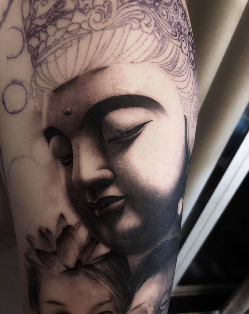 观音大士守护纹身图片_手臂欧美写实家人 守护纹身图案