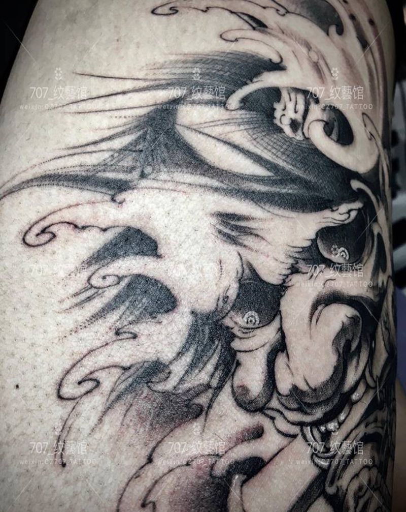 大腿般若纹身图片_腿部新传统纹身图案