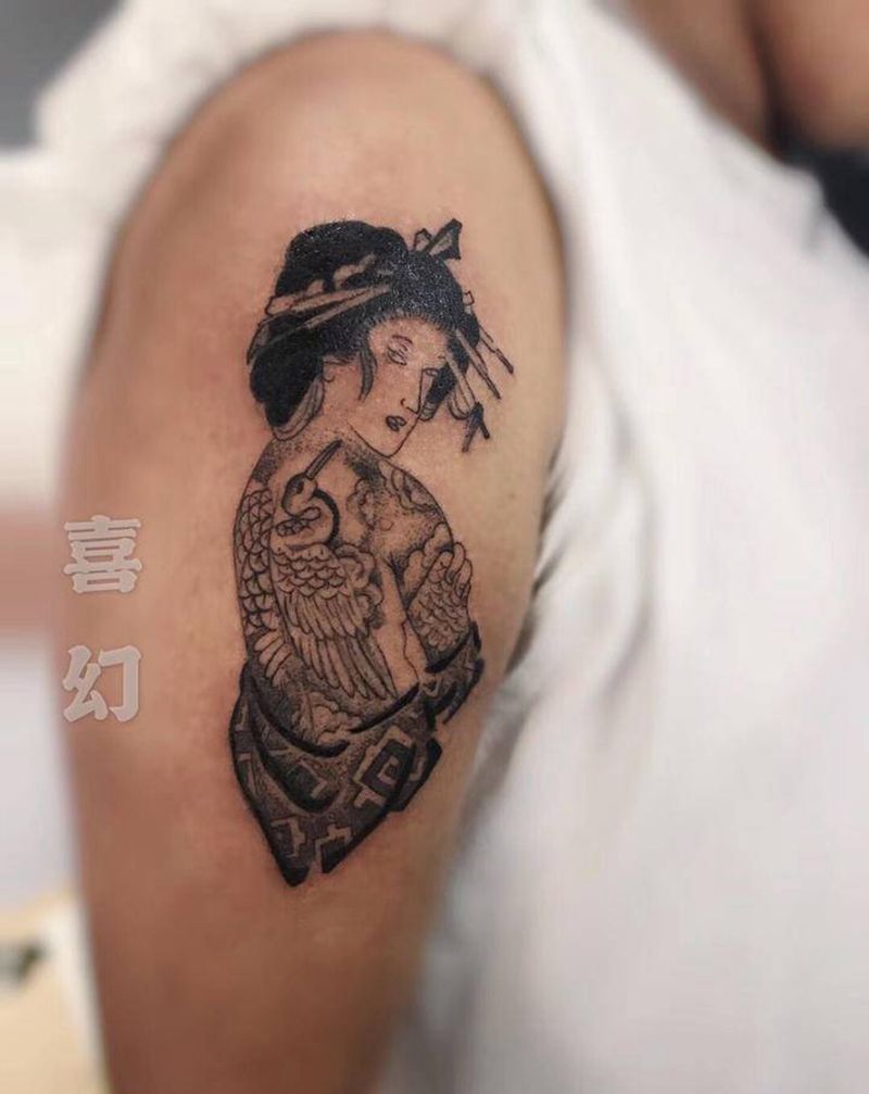 艺伎纹身图片_手臂点刺纹身图案