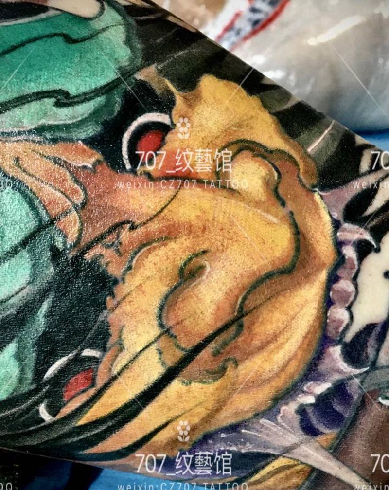 小腿般若纹身图片_腿部新传统纹身图案